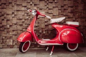 moto vintage rouge